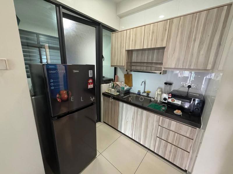Service Residence for Sale at KL Traders Square - Elvis Kok - Kitchen - PropertyGuru.com.my