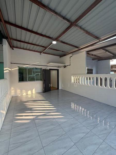 Rumah Teres 2-Tingkat untuk Dijual di Taman Banang Jaya (Batu Pahat) - Win Lim - Exterior - PropertyGuru.com.my