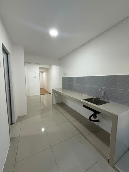 Rumah Teres 2-Tingkat untuk Dijual di Taman Banang Jaya (Batu Pahat) - Win Lim - Kitchen - PropertyGuru.com.my