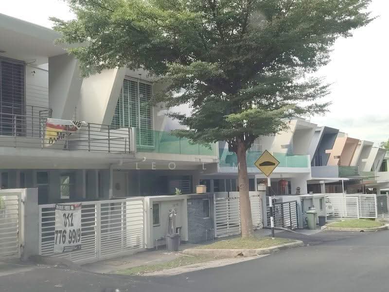 2-storey Terraced House for Sale in Seri Kembangan (Selangor) - Leo Lim - Exterior - PropertyGuru.com.my