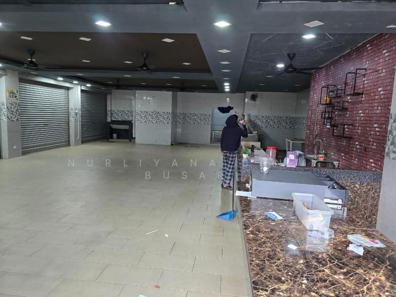 Kedai untuk Disewa di Saujana Utama (Puncak Alam) - Nurliyana Binti Busari - Interior - PropertyGuru.com.my