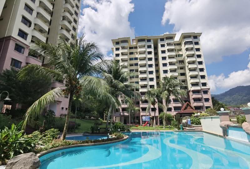 Condominium for Sale at Golf Vista Resort Homes - YM Chin - Swimming Pool - PropertyGuru.com.my
