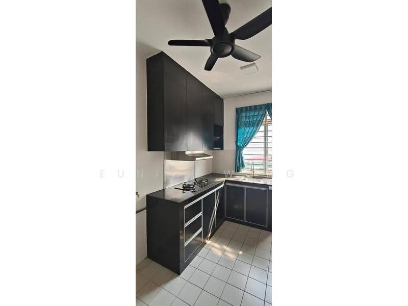 Rumah Teres 2-Tingkat untuk Dijual di Taman Setia Indah (Tebrau) - Eunice Wong - Kitchen - PropertyGuru.com.my