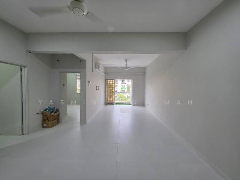 Condominium for Sale at Tiara Duta - Yasmin Sulaiman - Living Room - PropertyGuru.com.my
