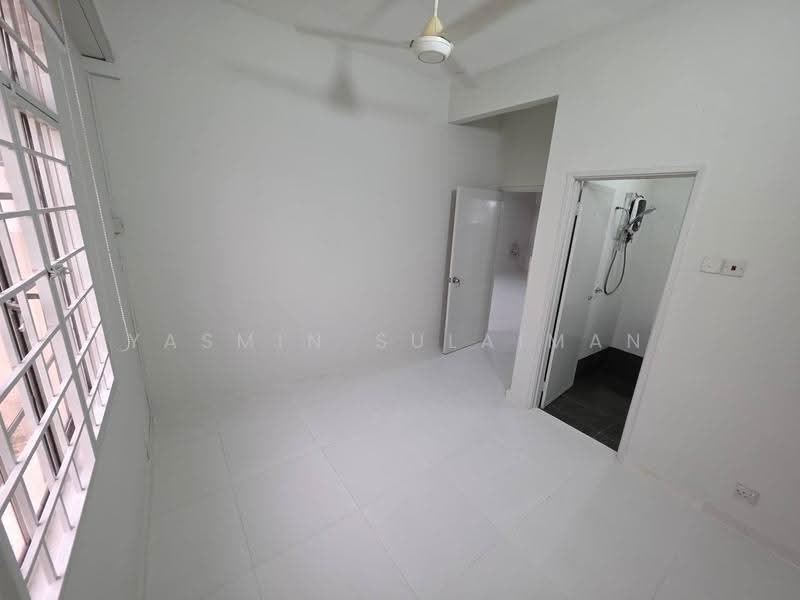 Condominium for Sale at Tiara Duta - Yasmin Sulaiman - Interior - PropertyGuru.com.my