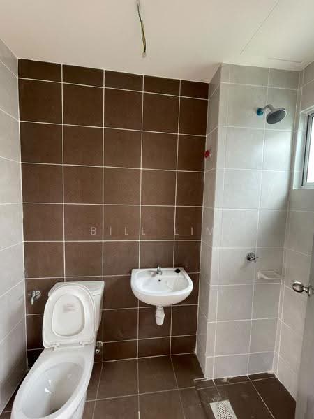 Rumah Teres 2-Tingkat untuk Disewa di Kuala Selangor (Selangor) - Bill Lim - Bathroom - PropertyGuru.com.my