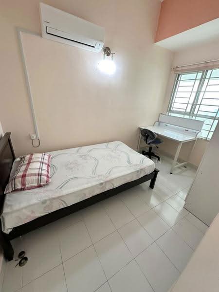 Apartment for Rent at University Place (Plaza Ivory) - Weng Sern - Bedroom - PropertyGuru.com.my
