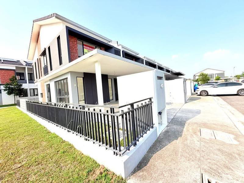 Rumah Teres 2-Tingkat untuk Dijual di Elmina (Shah Alam) - Ishak Ramli - Exterior - PropertyGuru.com.my
