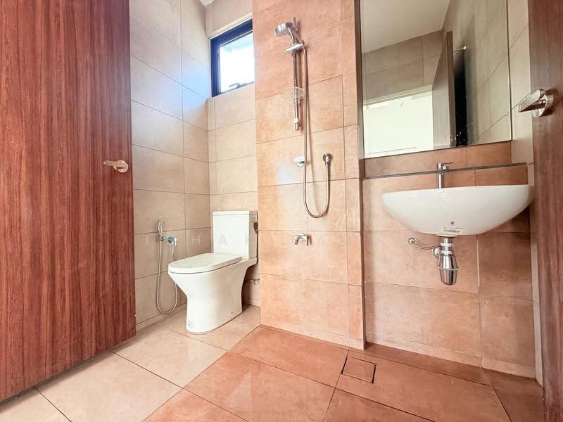 Rumah Teres 2-Tingkat untuk Dijual di Elmina (Shah Alam) - Ishak Ramli - Bathroom - PropertyGuru.com.my