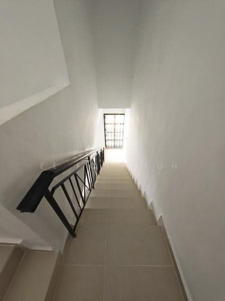 2-storey Terraced House for Sale in Taman Impian Jaya (Senai) - Ee Fong Toh - Corridor - PropertyGuru.com.my
