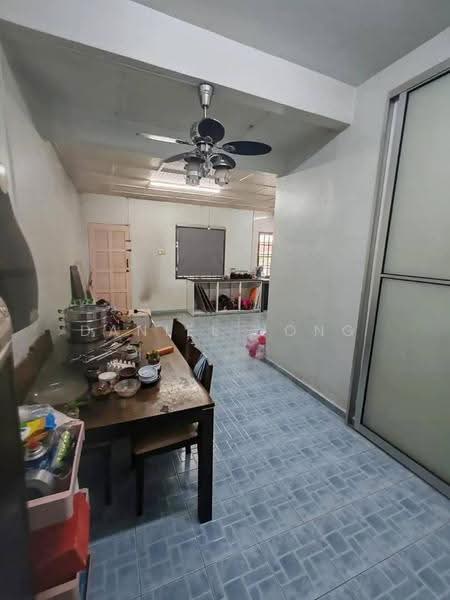 Rumah Teres 2-Tingkat untuk Dijual di Bandar Putra (Kulai) - Daniel Yong - Dining Room - PropertyGuru.com.my