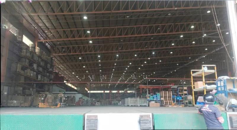 Warehouse for Rent in Taman Perindustrian Subang (Subang Jaya) - Jen Lau - Exterior - PropertyGuru.com.my