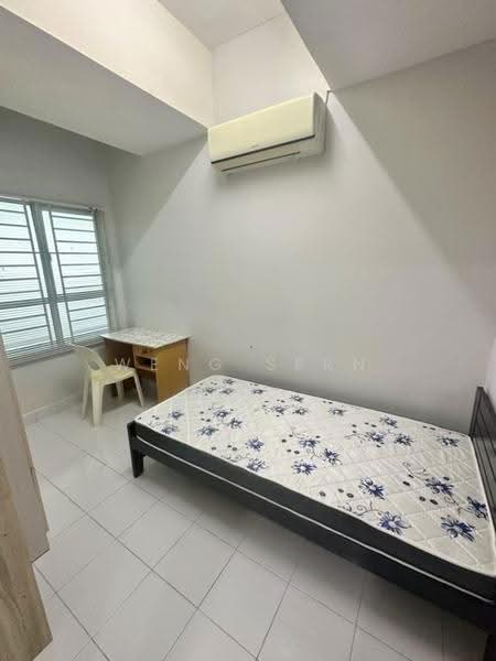 Apartment for Rent at University Place (Plaza Ivory) - Weng Sern - Bedroom - PropertyGuru.com.my