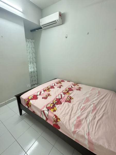 Apartment for Rent at University Place (Plaza Ivory) - Weng Sern - Bedroom - PropertyGuru.com.my