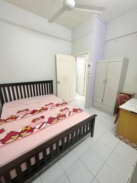 Apartment for Rent at University Place (Plaza Ivory) - Weng Sern - Bedroom - PropertyGuru.com.my