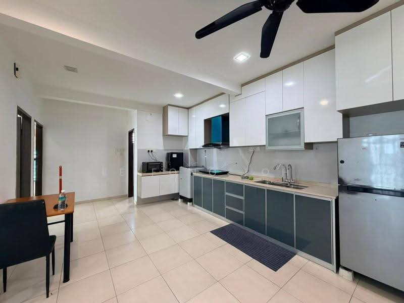 Kediaman Servis untuk Dijual di The Garden Residences - Ee Fong Toh - Kitchen - PropertyGuru.com.my