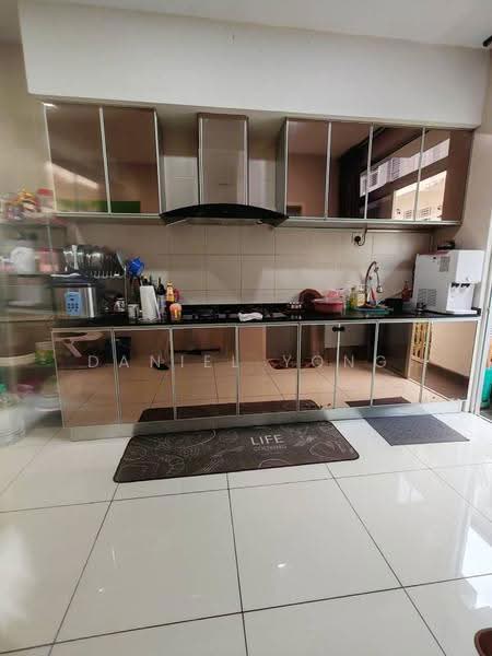 2-storey Terraced House for Sale in Setia Eco Gardens (Gelang Patah) - Daniel Yong - Kitchen - PropertyGuru.com.my