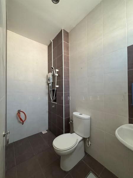 Cluster House for Rent in Taman Adda Heights (Tebrau) - Calvin Lee - Bathroom - PropertyGuru.com.my
