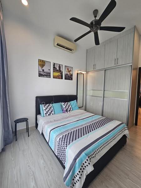 Condominium for Sale at I-Regency Condominium (Ideal Regency) - Boon Siew - Bedroom - PropertyGuru.com.my