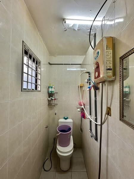 Rumah Teres 1-Tingkat untuk Dijual di Taman Kencana (Ampang) - Elvis Kok - Bathroom - PropertyGuru.com.my