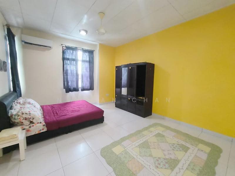 2-storey Terraced House for Sale in Bandar Dato Onn (Tebrau) - Nathan Chan - Bedroom - PropertyGuru.com.my