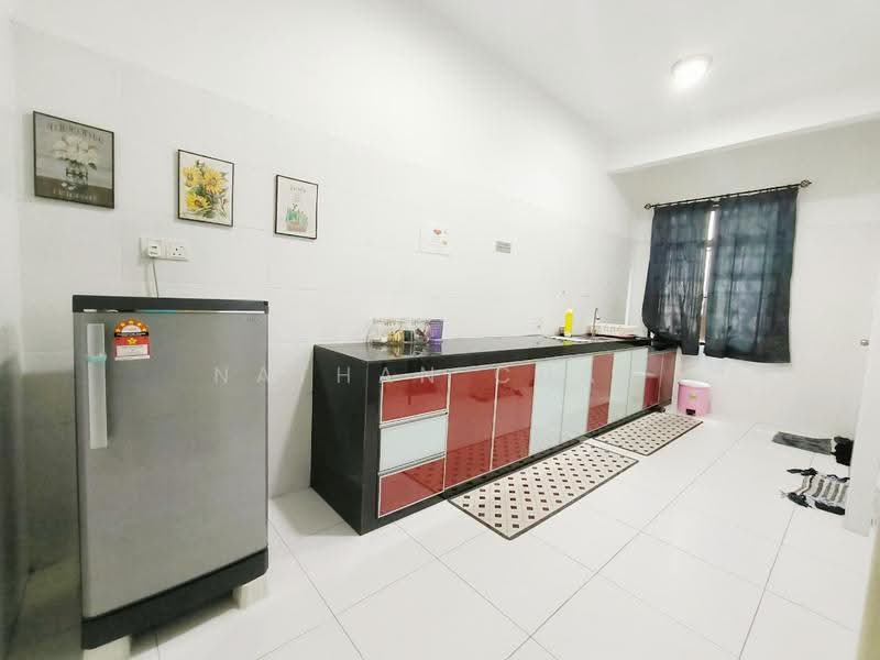 2-storey Terraced House for Sale in Bandar Dato Onn (Tebrau) - Nathan Chan - Kitchen - PropertyGuru.com.my