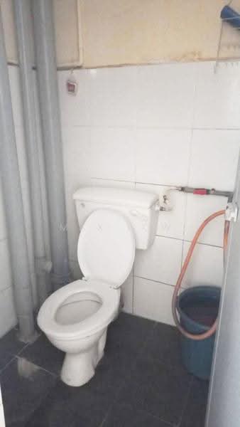 Flat for Rent at Pangsapuri SS8 Kelana Jaya - Max Low - Bathroom - PropertyGuru.com.my