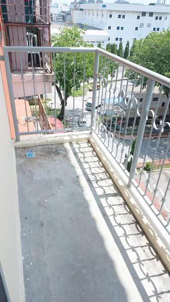 Flat for Rent at Pangsapuri SS8 Kelana Jaya - Max Low - Balcony - PropertyGuru.com.my