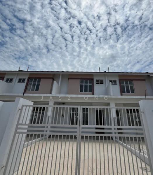 2-storey Terraced House for Rent in Tanjung Puteri (Johor Bahru) - Jasz Ong - Exterior - PropertyGuru.com.my