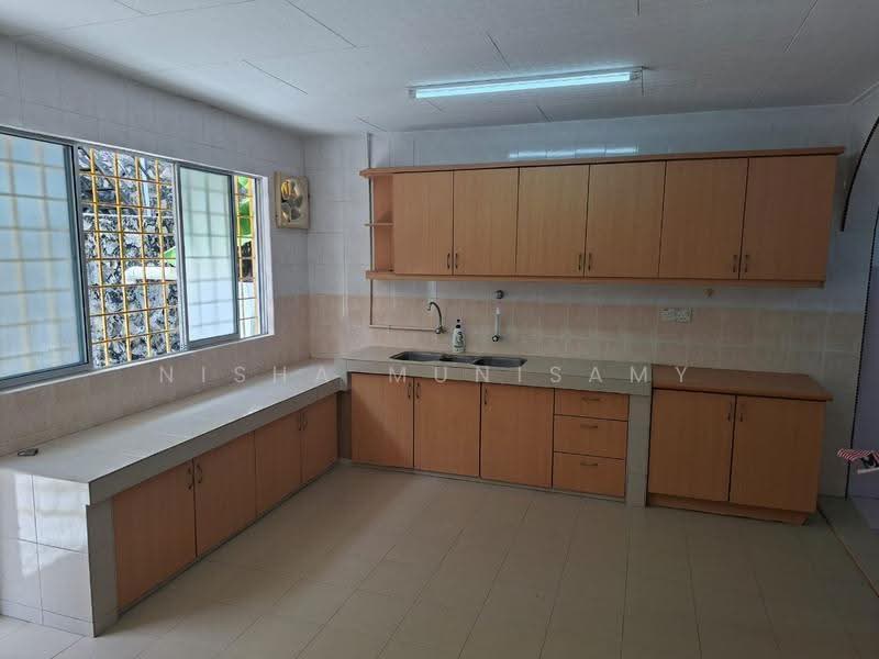 2-storey Terraced House for Sale in Taman Bukit Permai (Kajang) - Nisha Munisamy - Kitchen - PropertyGuru.com.my