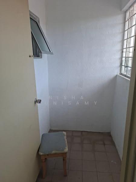 2-storey Terraced House for Sale in Taman Bukit Permai (Kajang) - Nisha Munisamy - Balcony - PropertyGuru.com.my