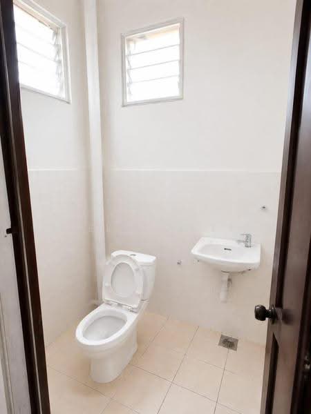Rumah Teres 2-Tingkat untuk Dijual di Taman Skudai Baru (Skudai) - Melinda Ee - Bathroom - PropertyGuru.com.my