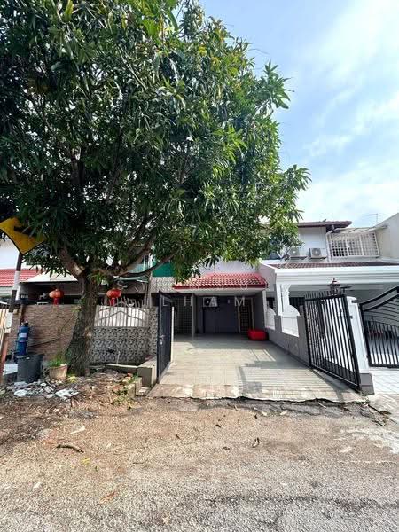 2-storey Terraced House for Sale in Ampang (Kuala Lumpur) - Syamsul Ilham - Exterior - PropertyGuru.com.my