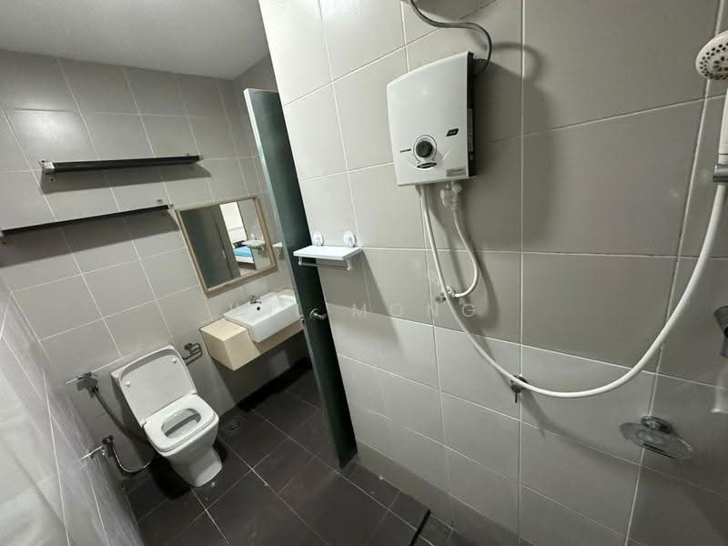 Service Residence for Sale at Meridin Suites @ The Meridin - Wil Mong - Bathroom - PropertyGuru.com.my