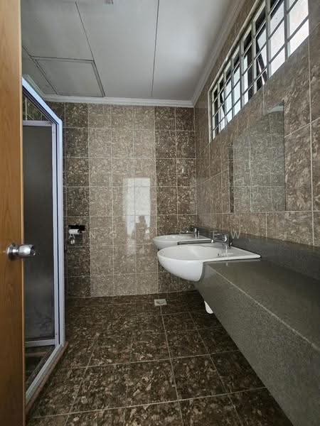 Terraced House for Rent in Bandar Utama (Selangor) - Angie Siew - Bathroom - PropertyGuru.com.my