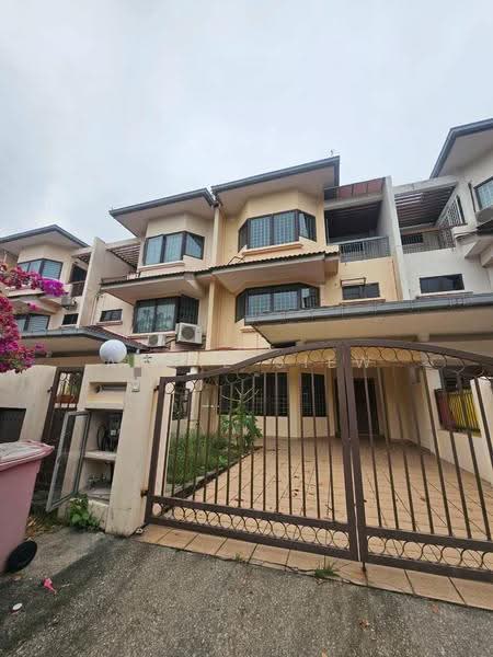 Terraced House for Rent in Bandar Utama (Selangor) - Angie Siew - Exterior - PropertyGuru.com.my