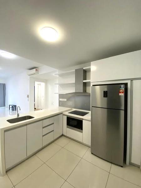 Kediaman Servis untuk Dijual di Eco Sky - Kew . - Kitchen - PropertyGuru.com.my