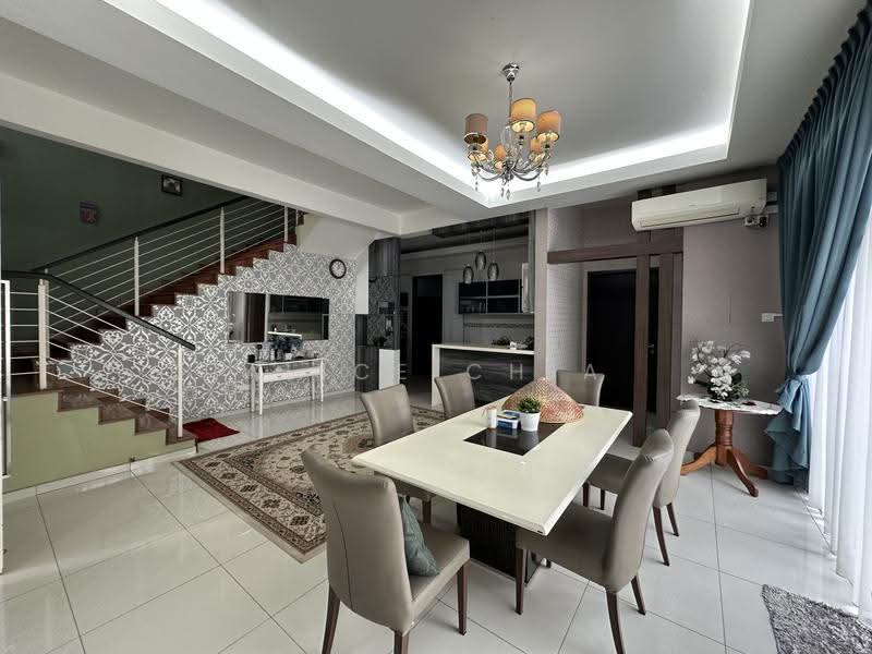 Semi-Detached House for Sale in Taman Impian Emas (Skudai) - Alice Chia - Dining Room - PropertyGuru.com.my