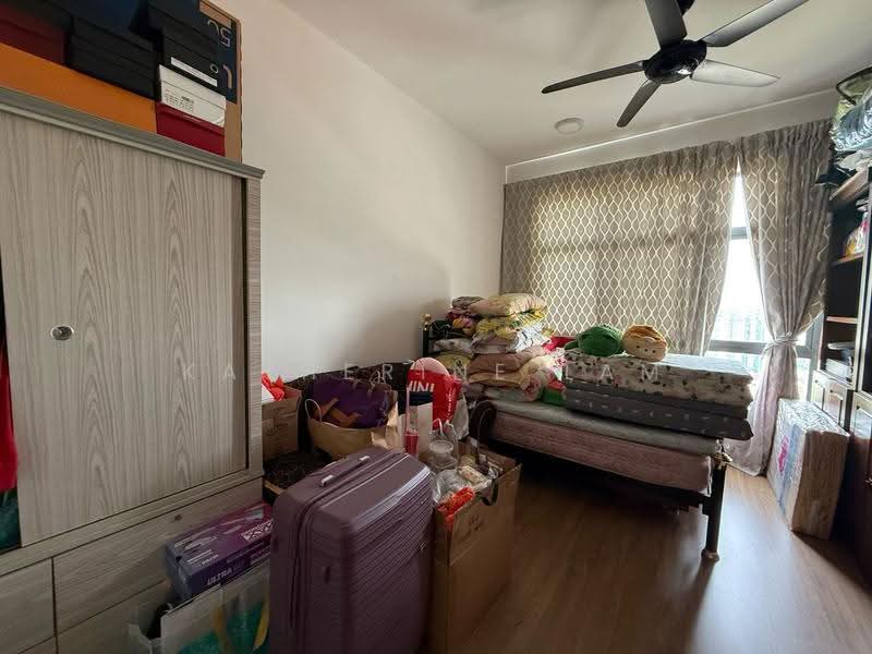 Kondominium untuk Dijual di Casa Green - Katherine Lam - Bedroom - PropertyGuru.com.my
