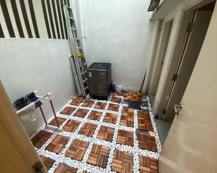 Rumah Teres 3-Tingkat untuk Disewa di Cyberjaya (Selangor) - Maznee Realtor - Exterior - PropertyGuru.com.my