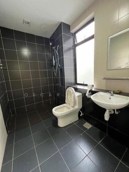 Apartment for Rent at Austin Regency (Pangsapuri Austin Perdana) - Oscar Wong - Bathroom - PropertyGuru.com.my
