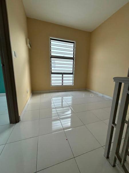 2-storey Terraced House for Sale in Bandar Tiram (Ulu Tiram) - Ee Fong Toh - Interior - PropertyGuru.com.my