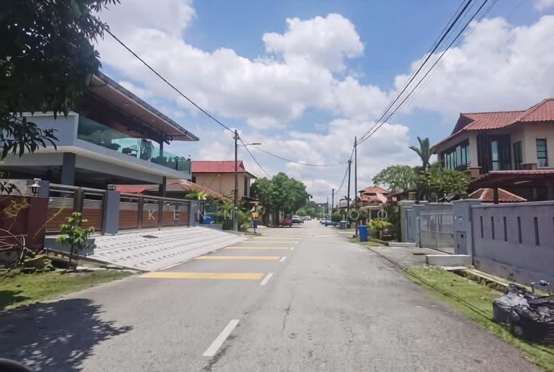 Bungalow House for Sale in Desa Subang Permai (Shah Alam) - Kenny Choo - PropertyGuru.com.my