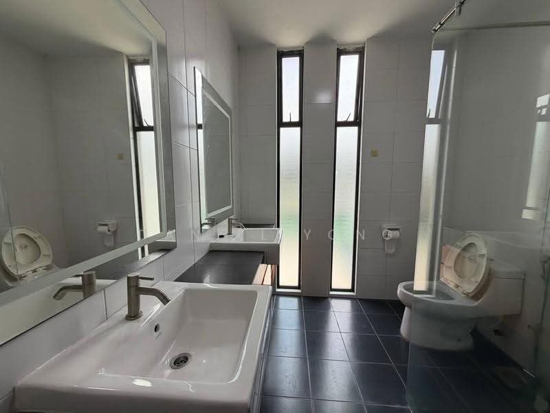 Apartment for Sale at Seri Austin Residence (Pangsapuri Seri Austin) - Daniel Yong - Bathroom - PropertyGuru.com.my
