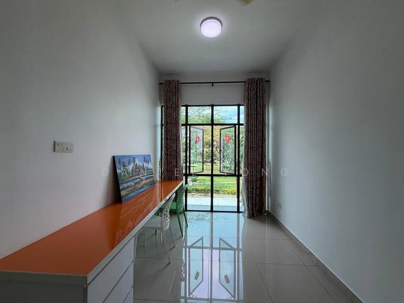 Apartment for Sale at Seri Austin Residence (Pangsapuri Seri Austin) - Daniel Yong - Study - PropertyGuru.com.my