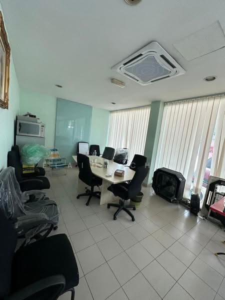 Kilang untuk Disewa di Taman Perindustrian Pulau Indah (Klang) - Elaine Chin - Interior - PropertyGuru.com.my