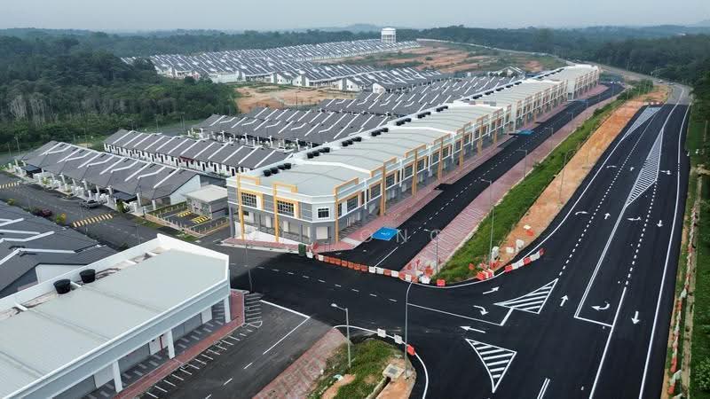 Shop / Office for Sale in Kesang (Melaka) - Mii Ong - Exterior - PropertyGuru.com.my