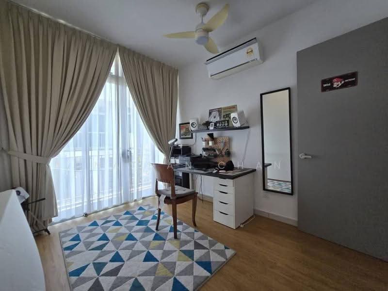 Rumah Teres 2-Tingkat untuk Dijual di Taman Eco Cascadia (Tebrau) - Nathan Chan - PropertyGuru.com.my