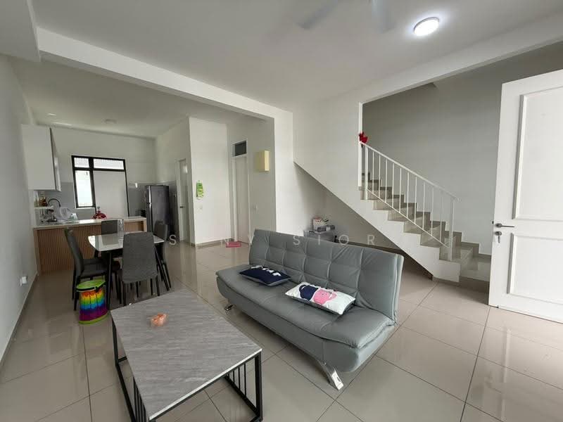Rumah Teres 2-Tingkat untuk Disewa di Kota Masai (Pasir Gudang) - Suny Sior - Living Room - PropertyGuru.com.my