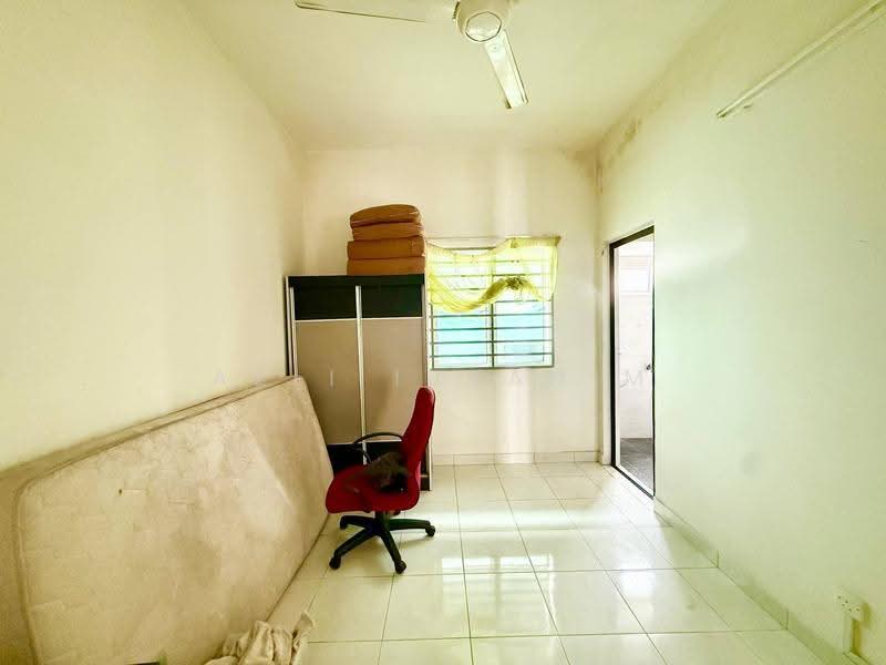 Semi-Detached House for Sale in Taman Tasik Semenyih (Semenyih) - Azli Ibrahim - Interior - PropertyGuru.com.my